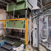 Hymag Hydraulische 4-Säulen-Presse – 163 T – 2.000 × 1.400 mm