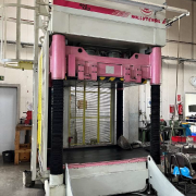 150 T Tuschierpresse – Millutensil MIL 163 – 4-Säulen – Tisch 1.300 × 1.600 mm – Baujahr 2004